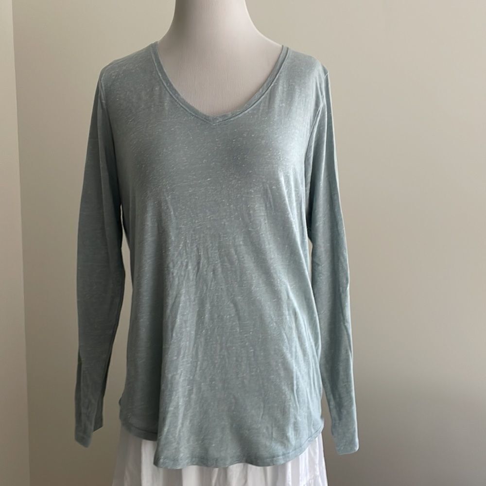 Grayish blue long sleeve every day tee shirt by Sonoma women’s large